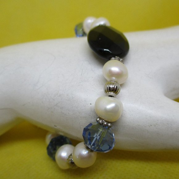 Genuine FRESH WATER PEARL Blue Faceted Crystal Bracelet Large Black Faceted Bead - Picture 2 of 13